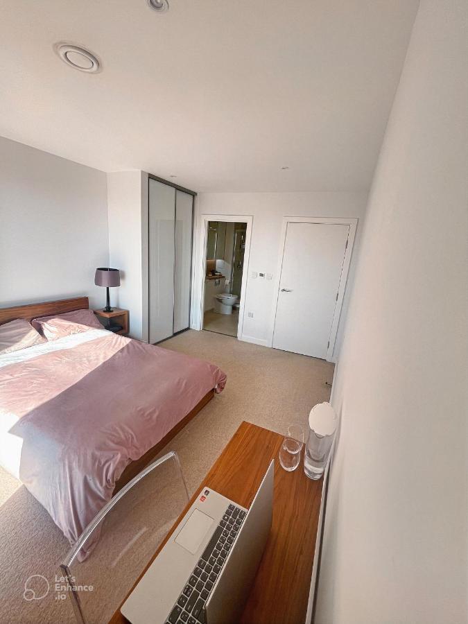 Bright Spacious En-Suite Room W/ London Views - 8Min From London Bridge! Bagian luar foto